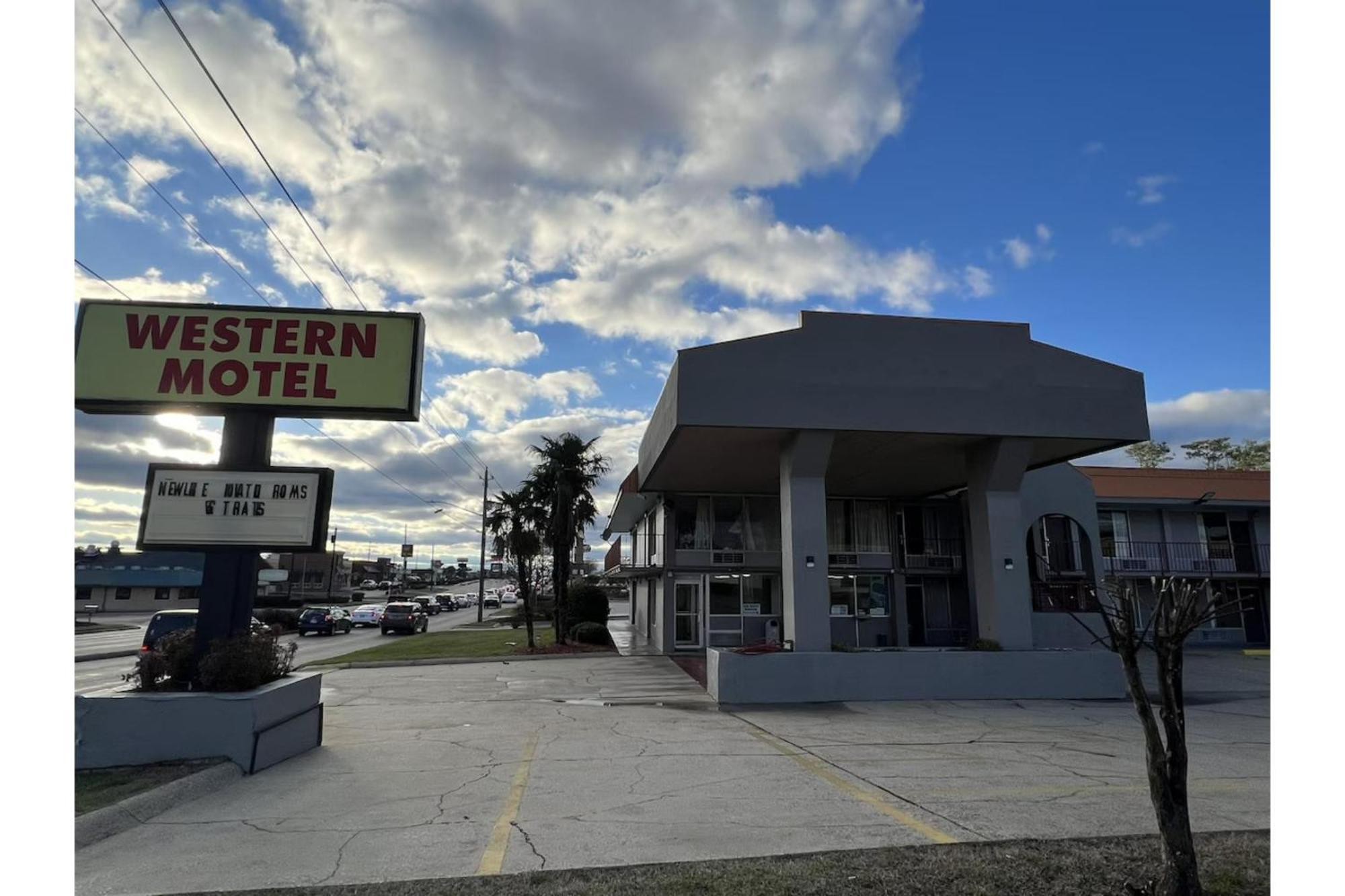 Western Motel By Oyo Hattiesburg Esterno foto